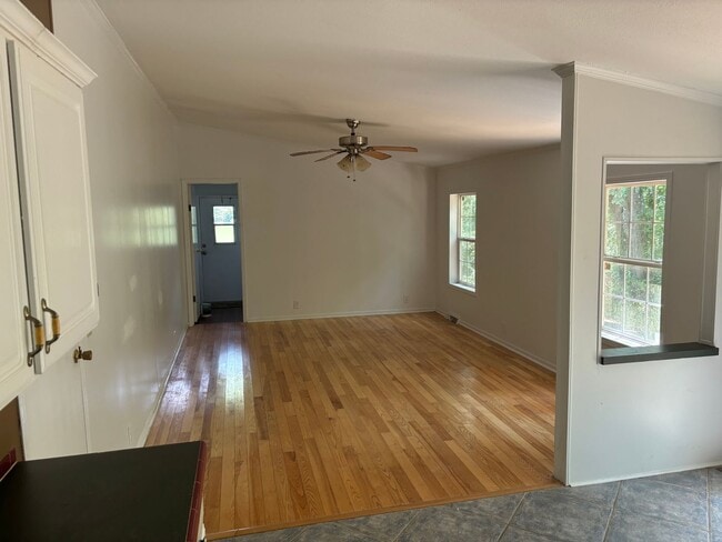 Building Photo - Doublewide mobile home on 3 acres