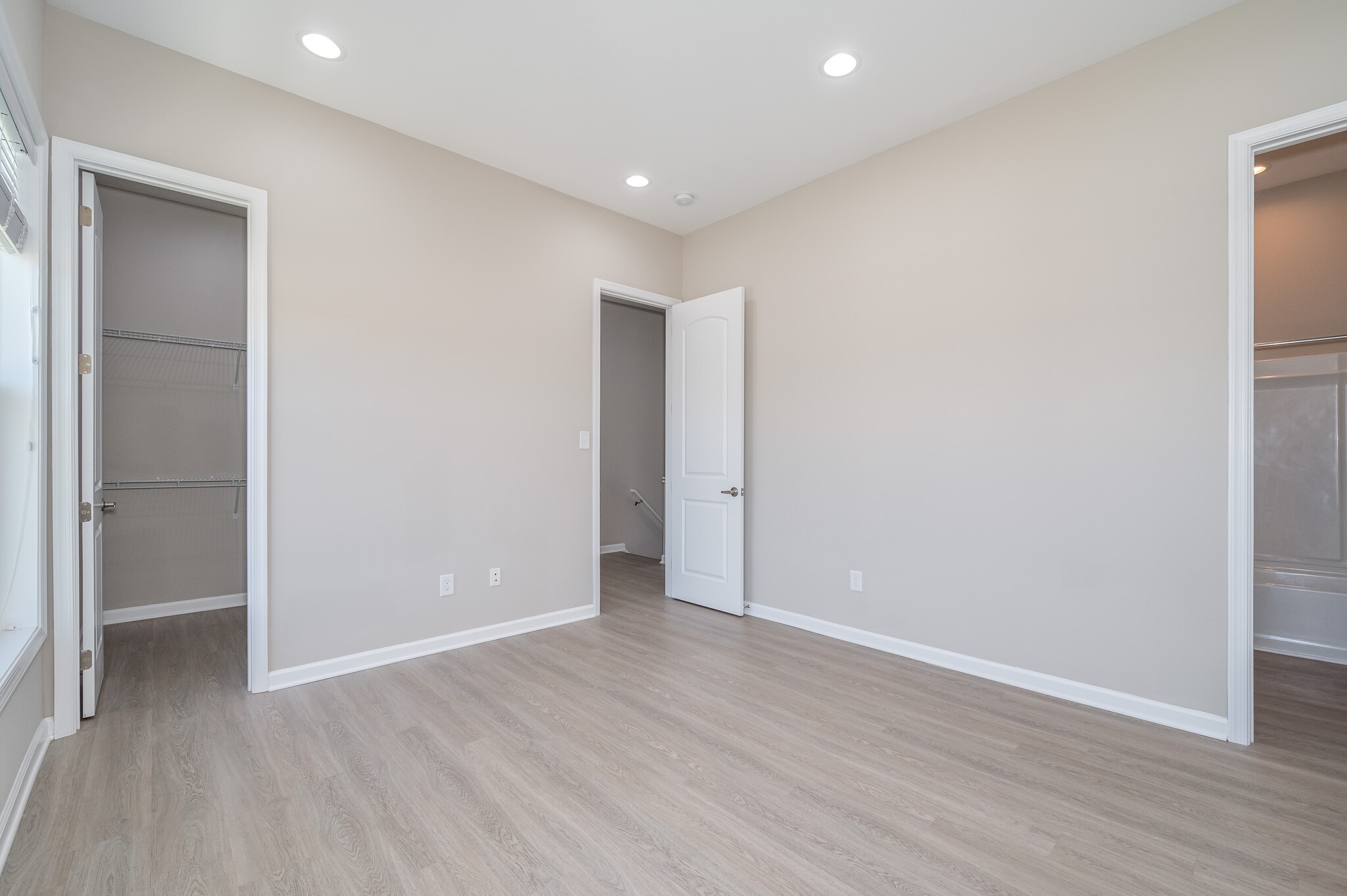 Building Photo - 137 Marineris Cir