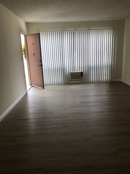 Primary Photo - 514 Gramercy S Pl