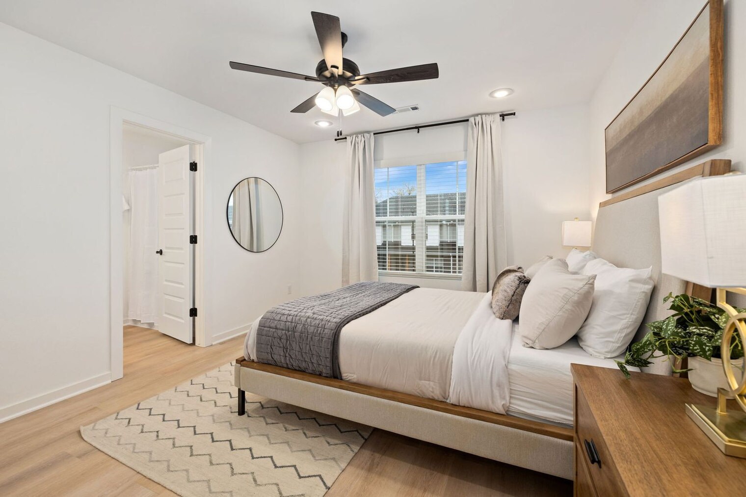 Building Photo - 1935 S Garland Ave