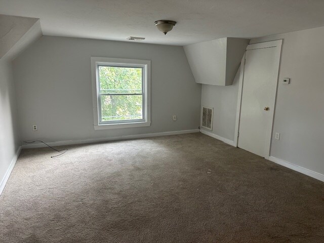 Building Photo - 31 Lyman St