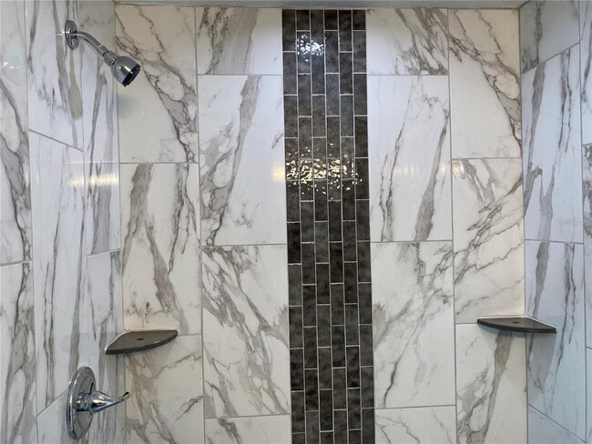 Building Photo - 38415 9th Ave