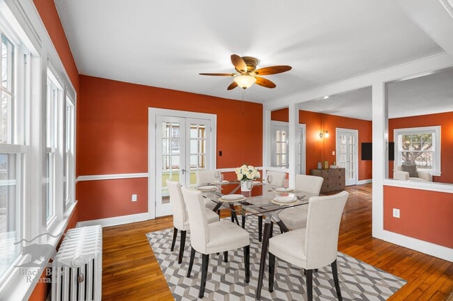 Building Photo - Asheville - Historic Charm Meets Modern Living!