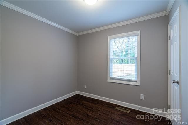 Building Photo - 2213 Kennesaw Dr
