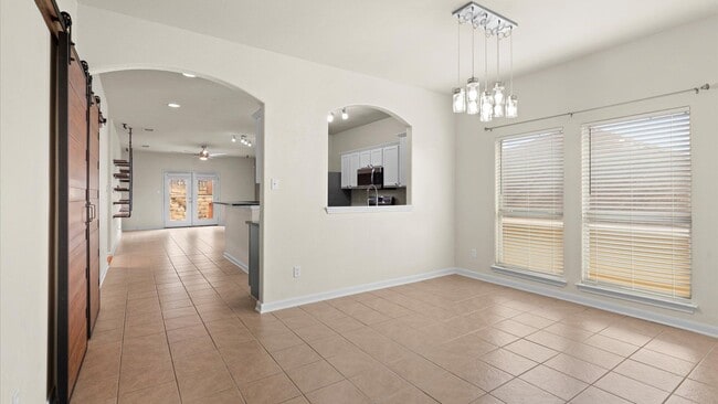 Building Photo - Beautiful One-Story Home in Monterrey Village!