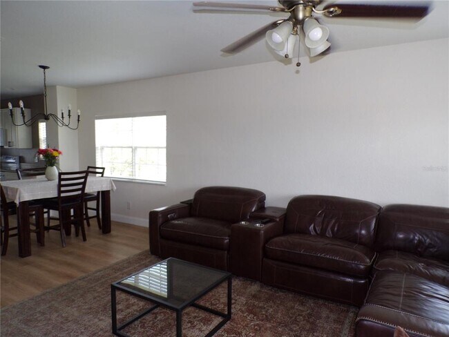 Building Photo - 2160 Heron Lake Dr
