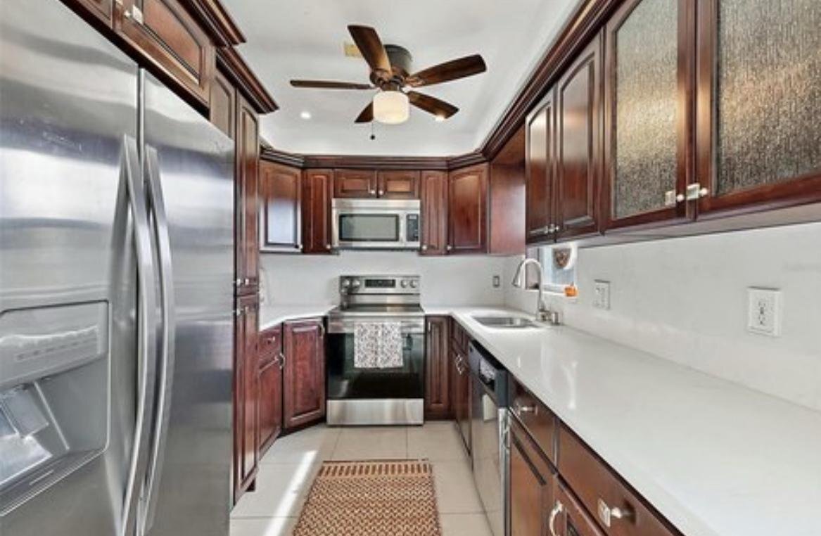 Building Photo - 226 E Cedarwood Cir