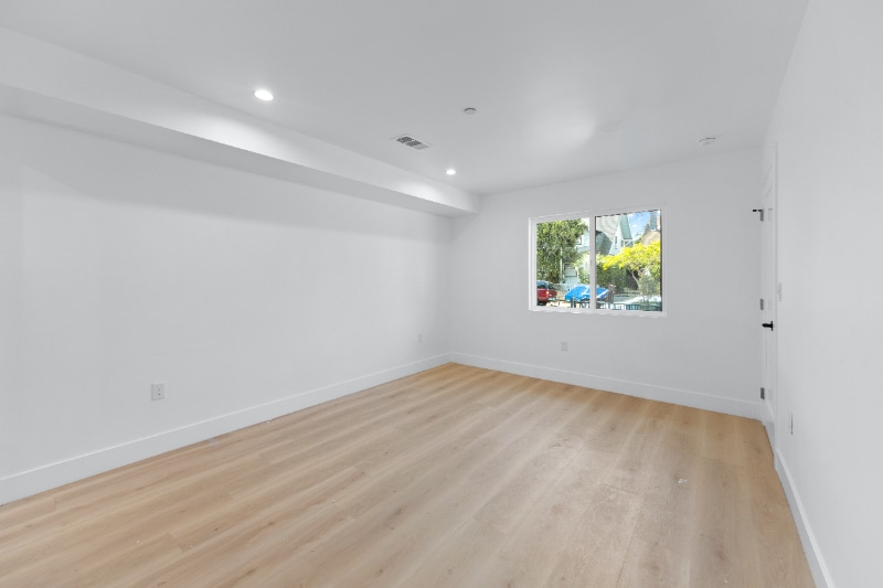 Building Photo - 3209 W 18th St