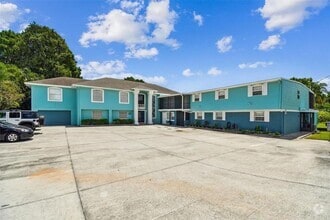 Building Photo - 2802 W Lake Eloise Dr