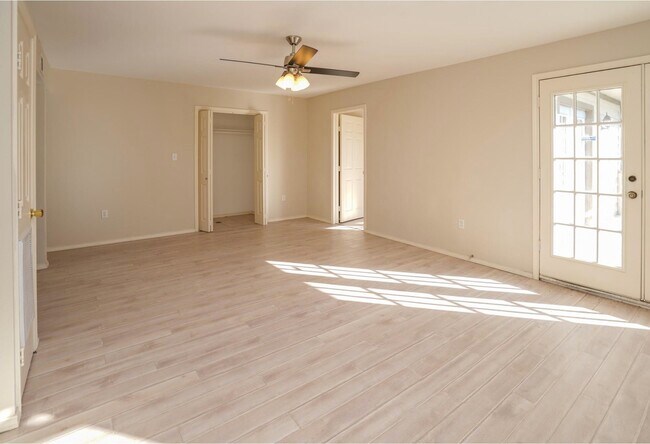 Building Photo - 4807 Merwin St