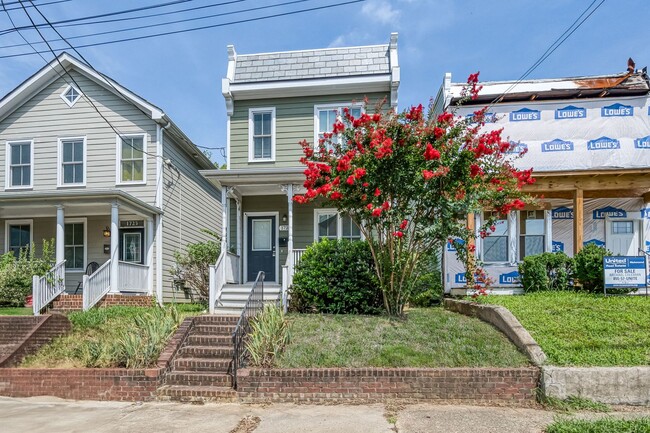 Building Photo - Spacious Home Move In Ready Downtown RVA