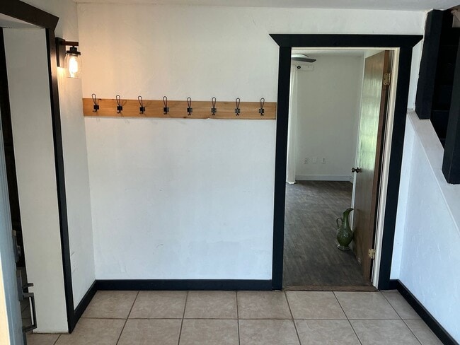 Building Photo - COMING SOON 4/2 with Acreage & BONUS SPACE