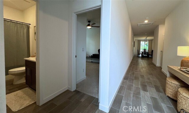 Building Photo - 16746 Mistletoe Ln