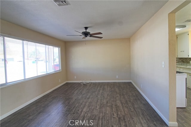 Building Photo - 1416 W Nicolet St