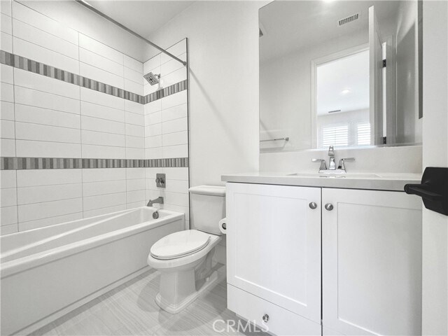 Building Photo - 214 Parkwood