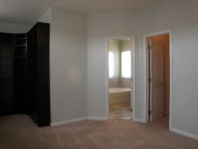 Building Photo - Beautiful Shadow Ridge 2-Story