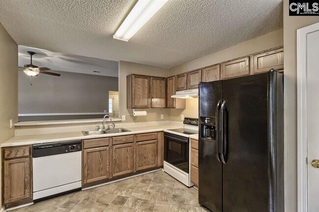 Building Photo - 236 Melon Dr