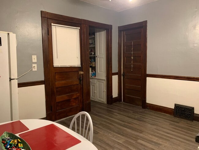 Building Photo - 2864 N Cramer St