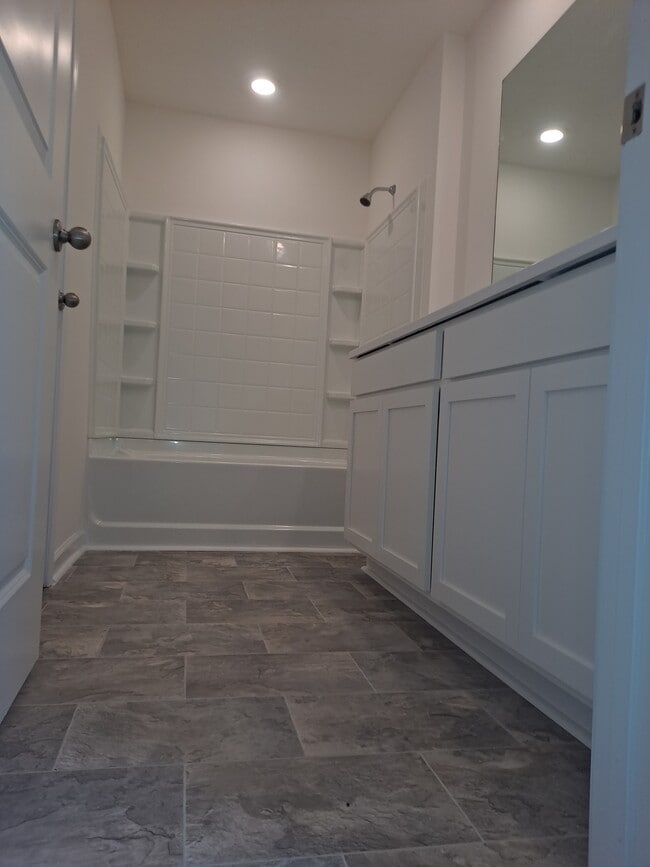 Building Photo - 144 Ibis Loop