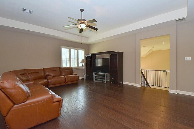 Building Photo - 18908 N Bee Cave Springs Cir