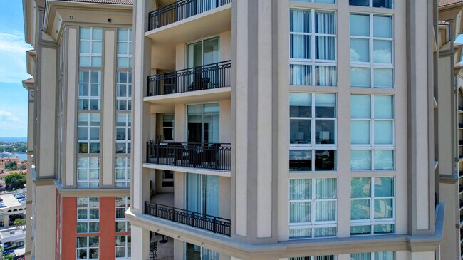 Building Photo - 550 Okeechobee Blvd