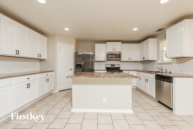 Building Photo - 10254 Metz Vly