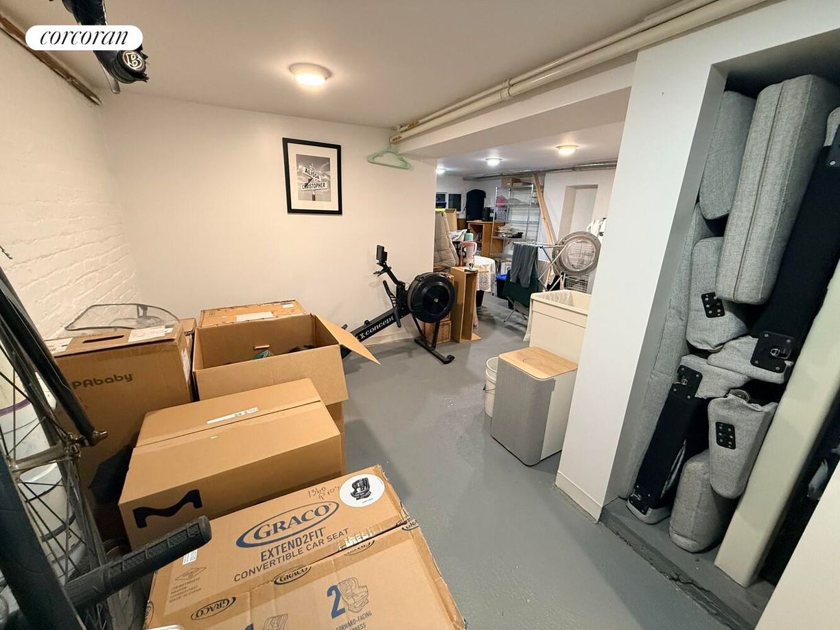 Building Photo - 1360 Prospect Pl