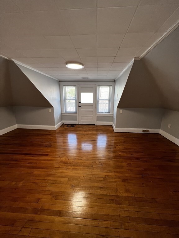 Building Photo - 20 Mohan St