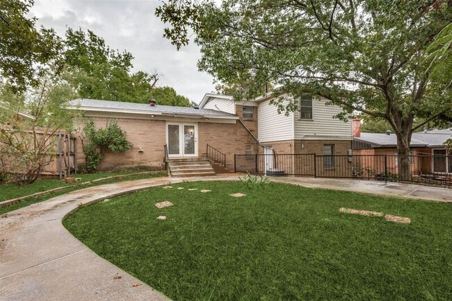 Building Photo - 3503 Loganwood Dr