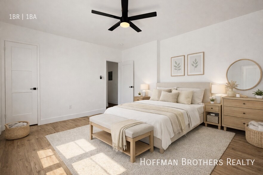 Building Photo - 2837 S Bronson Ave