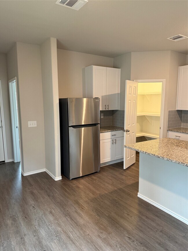 Building Photo - 26115 Lanivet Crk Ln
