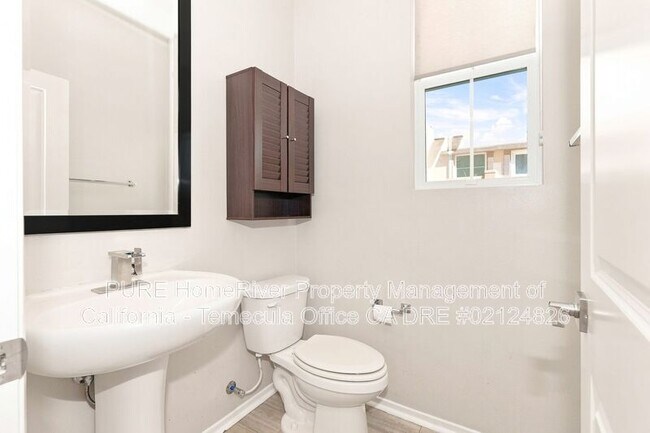 Building Photo - 45576 Calle Luna