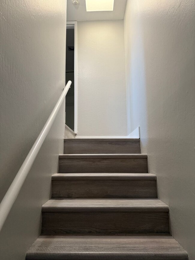 Building Photo - 79 Avram Ave