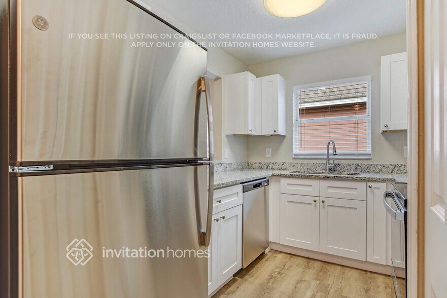 Building Photo - 1152 Golden Gate Ave