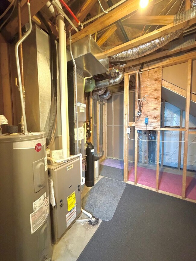 Building Photo - Beautiful 4bed 3bath Single Family Home In Sartell