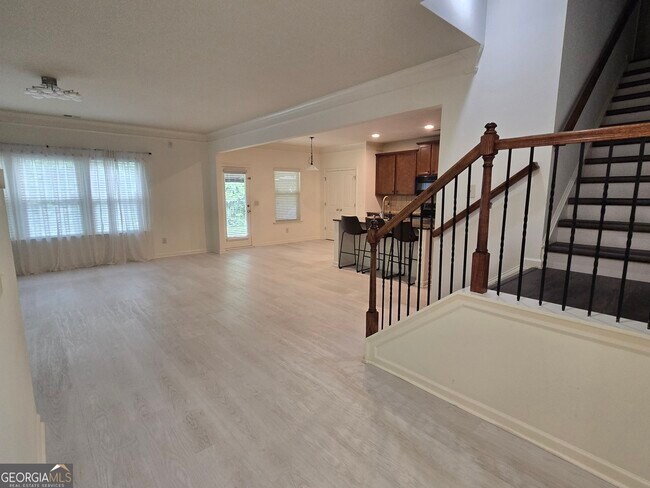 Building Photo - 2020 Beyers Landing Dr