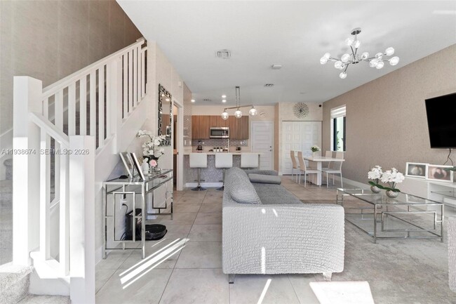 Building Photo - 8367 Central Park Blvd