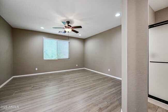 Building Photo - 133 E Prescott Dr