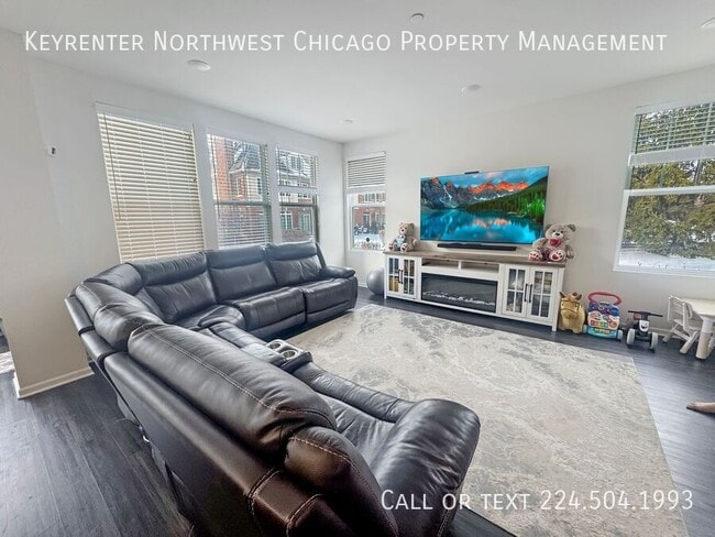 Building Photo - 170 Montvale Ln