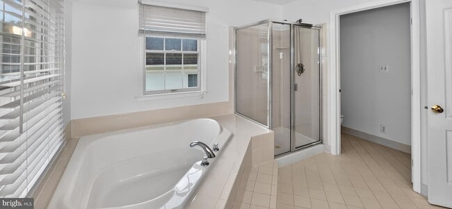 Building Photo - 6933 Sandy Creek Ct