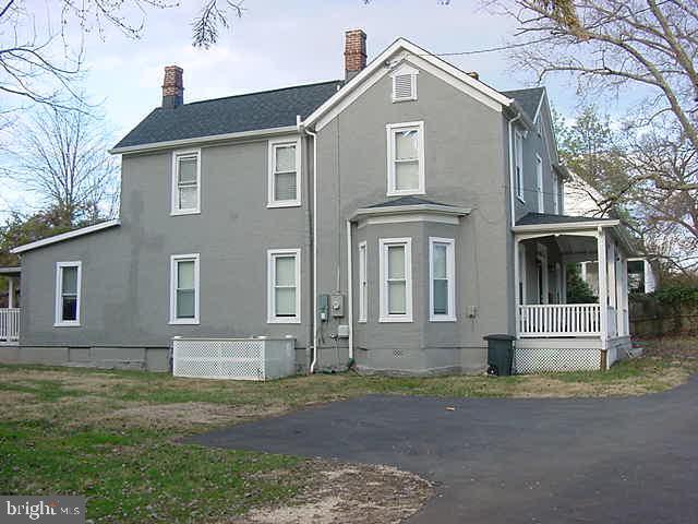 Building Photo - 236 E Lee St