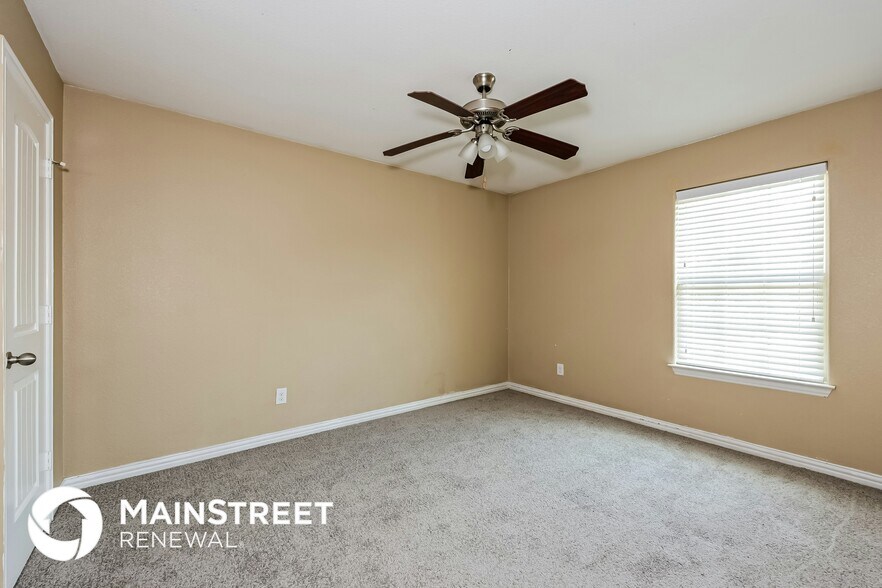 Building Photo - 7648 Rainbow Creek Dr