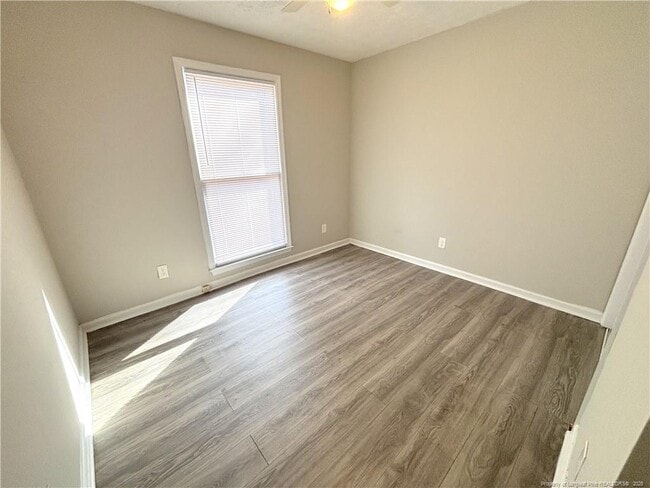 Building Photo - 632 Dowfield Dr