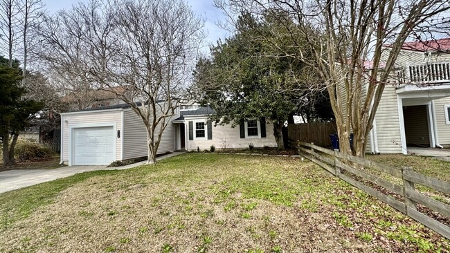 Primary Photo - 206 E Doris Ave
