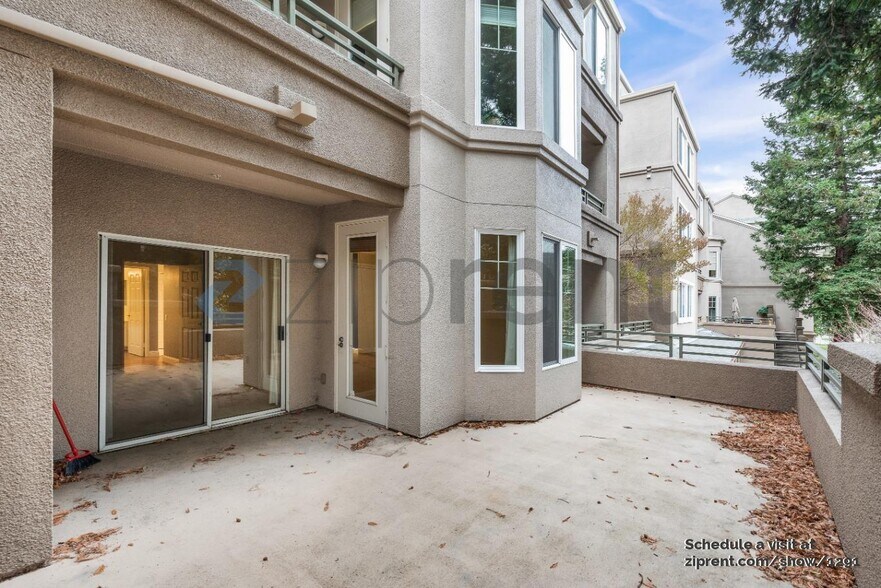 Building Photo - 180 Caldecott Ln