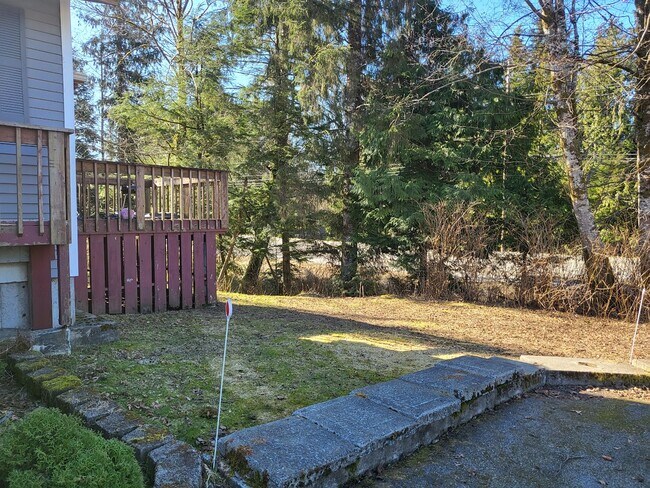 Building Photo - 10964 Brentwood Ln