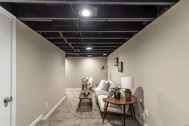 Building Photo - Fantastic 3bd/1.5ba home! Let yourself in!