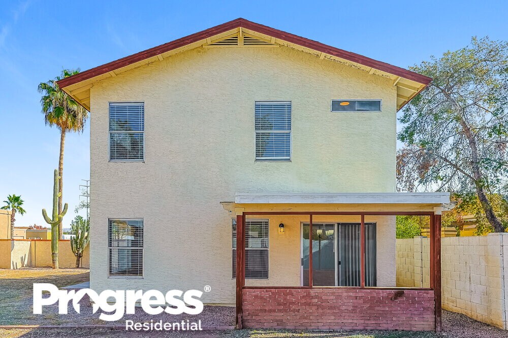 Building Photo - 532 N Nassau