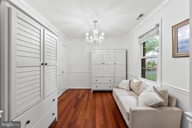 Building Photo - 7362 Clifton Rd