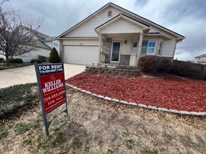 Building Photo - Literally One Block Away From Skyview Middle School